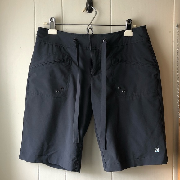 Free Country Pants - *FREE & COUNTRY Grey Unisex Swim Lounge Lighweight Women’s size S Shorts